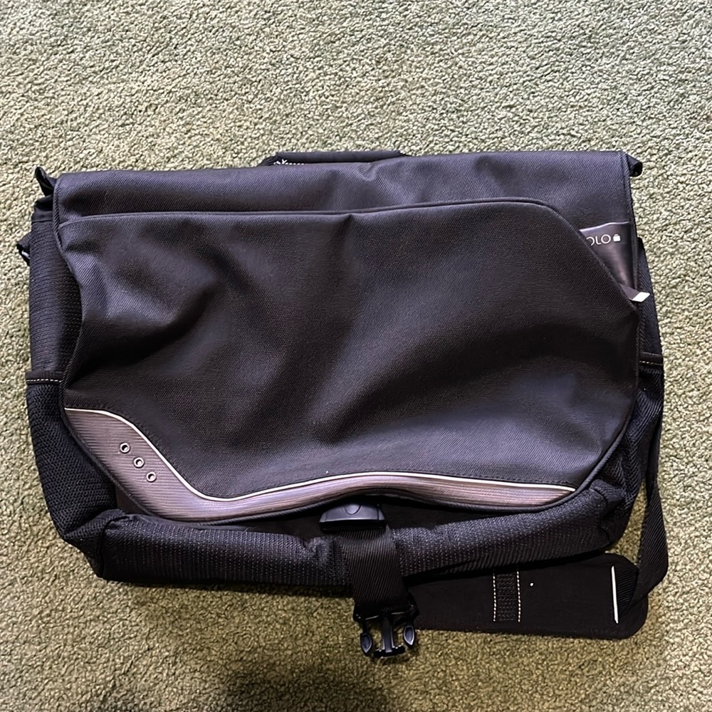 Sooo brand computer bag